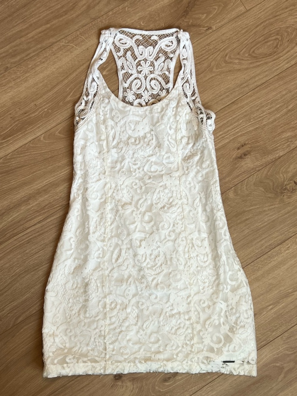 white lace dress